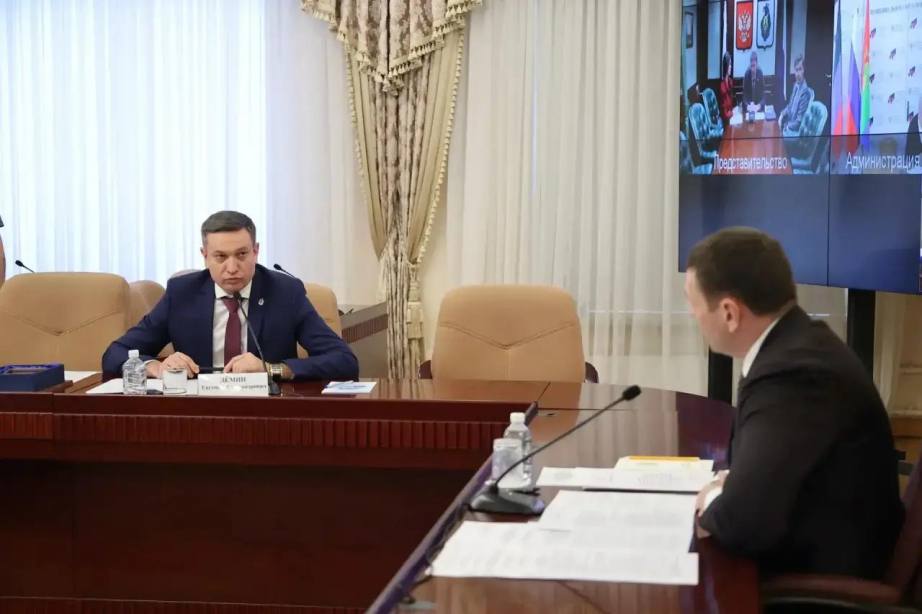 Хабаровский край продолжает комплексное восстановление Дебальцево: выполнены работы по цифровизации администрации Хабаровский край продолжает комплексное восстановление Дебальцево: выполнены работы по цифровизации администрации