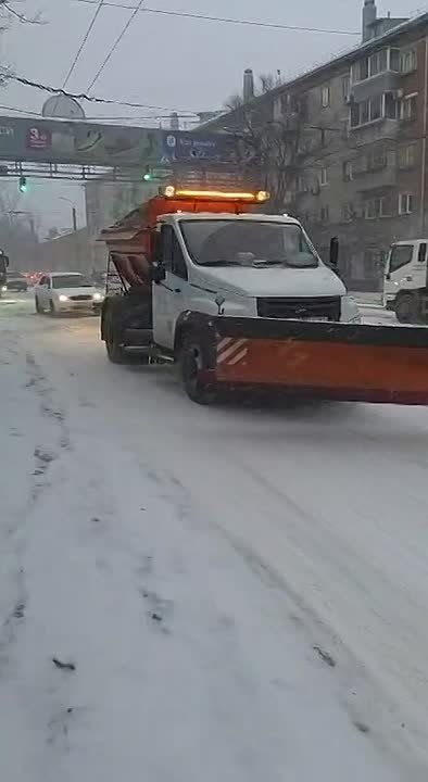 Как и обещали синоптики, в Хабаровский край пришёл снег