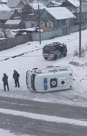 Сегодня, в 8 час 15 мин. в городе Николаевске-на-Амуре на ул. Луначарского в районе ул.Чихачева водитель, управляя служебным автомобилем марки УАЗ 396223-02 во избежание столкновения спереди идущим транспортным средством...