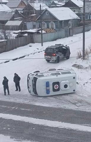 Сегодня, в 8 час 15 мин. в городе Николаевске-на-Амуре на ул. Луначарского в районе ул.Чихачева водитель, управляя служебным автомобилем марки УАЗ 396223-02 во избежание столкновения спереди идущим транспортным средством...
