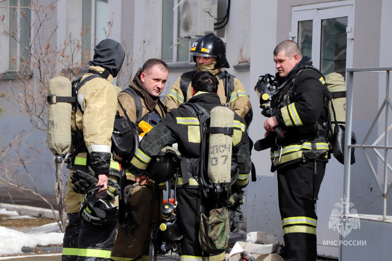 Хабаровчанин стал лучшим начальником пожарного караула МЧС России в крае Хабаровчанин стал лучшим начальником пожарного караула МЧС России в крае