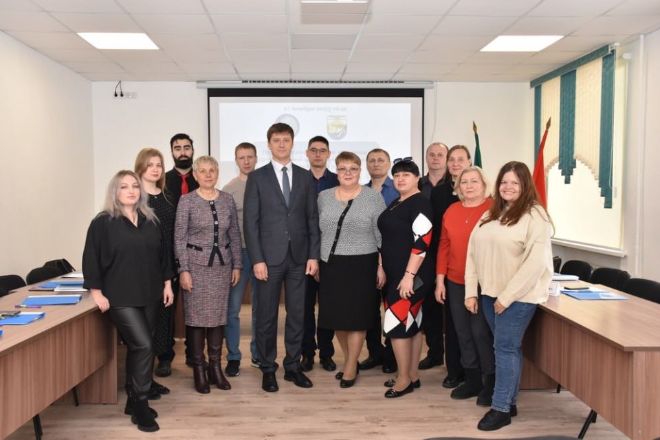 Территориальная избирательная комиссия Индустриального района г. Хабаровска состава 2025-2030 г.г. провела первое организационное заседание