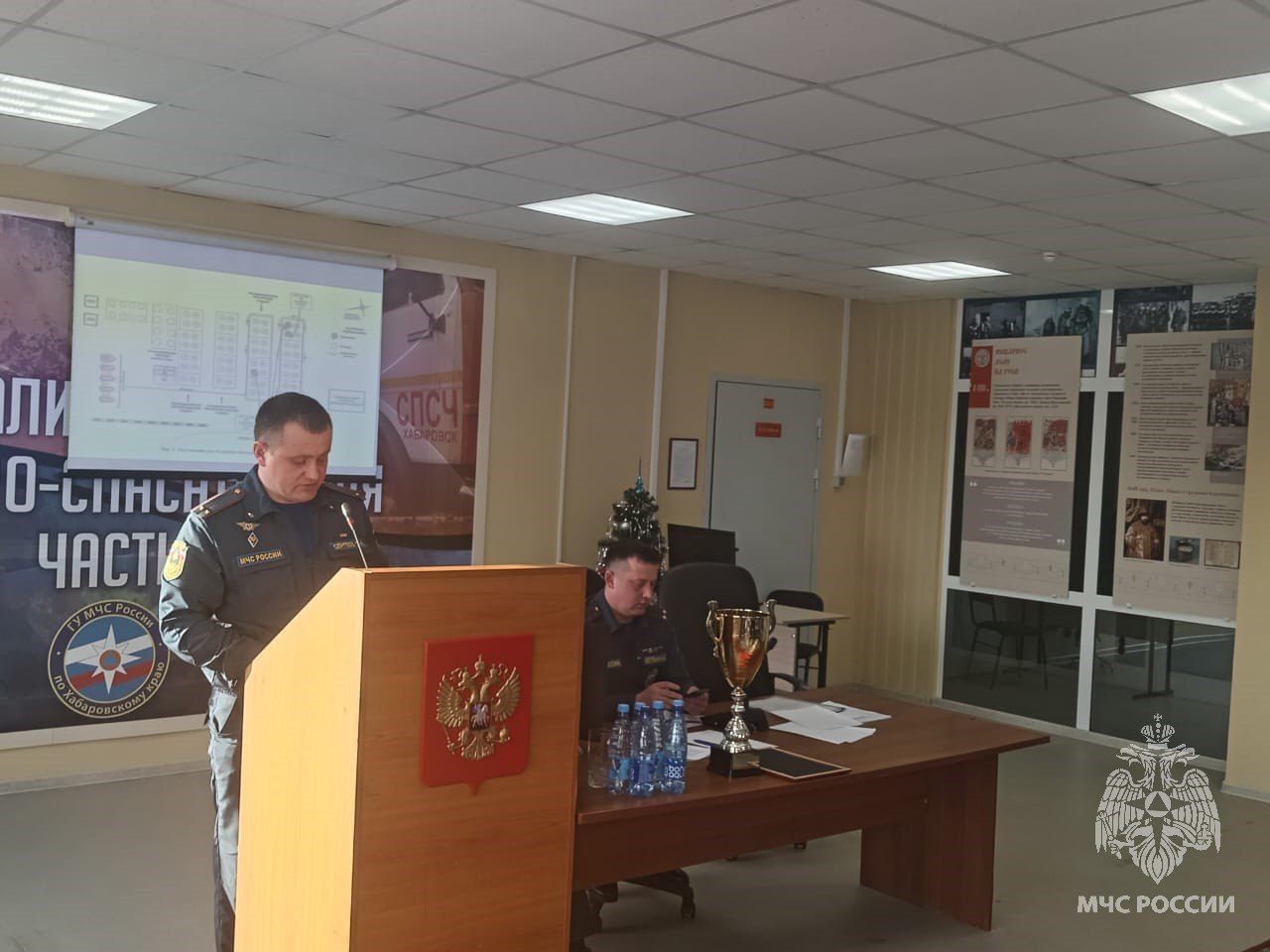 Хабаровчанин стал лучшим начальником пожарного караула МЧС России в крае Хабаровчанин стал лучшим начальником пожарного караула МЧС России в крае