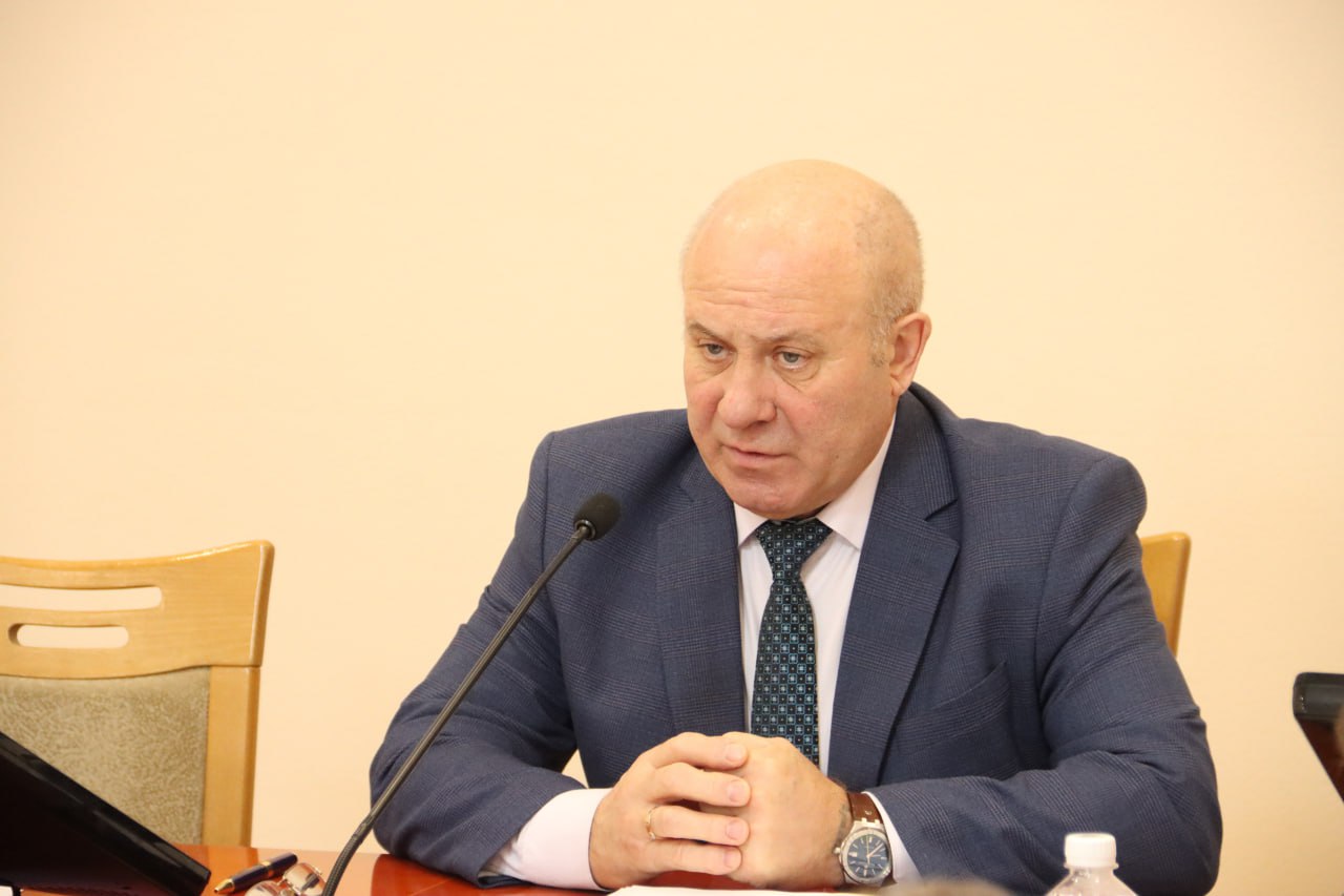 Сергей Кравчук: После очередного снежного циклона тема очистки городских дорог и пешеходных зон – в приоритете