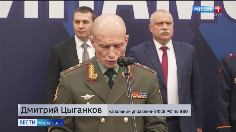 «Уметь подниматься и побеждать»: Дмитрий Демешин открыл в Хабаровске фестиваль «Юный динамовец»