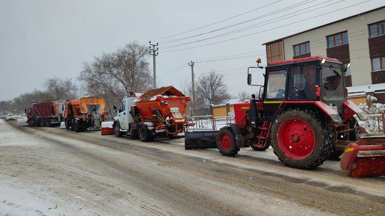 Дополнительную технику направят на уборку снега в Хабаровске