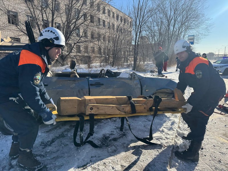 Информационно-пропагандистское мероприятие ко Всемирному дню памяти жертв дорожно-транспортных происшествий прошло в Комсомольске-на-Амуре Информационно-пропагандистское мероприятие ко Всемирному дню памяти жертв дорожно-транспортных происшествий прошло в Комсомольске-на-Амуре