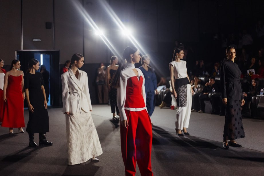 Первая фэшн-конфа «Тренды-бренды», посвящённая индустрии красоты, прошла в Хабаровске Первая фэшн-конфа «Тренды-бренды», посвящённая индустрии красоты, прошла в Хабаровске