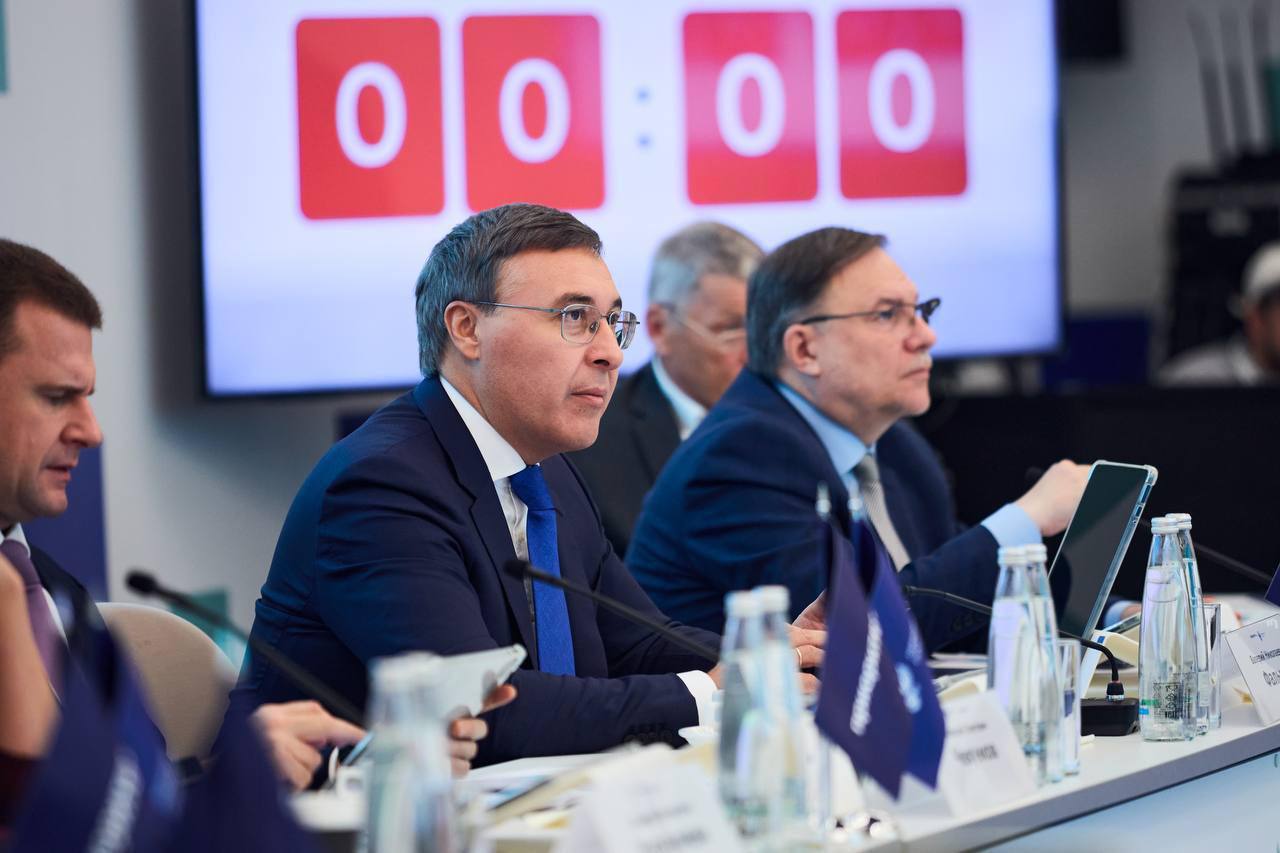 Команда ДВГАФК отчиталась о реализации программы развития в 2025 году в дальневосточном треке «Приоритет–2030» Команда ДВГАФК отчиталась о реализации программы развития в 2025 году в дальневосточном треке «Приоритет–2030»