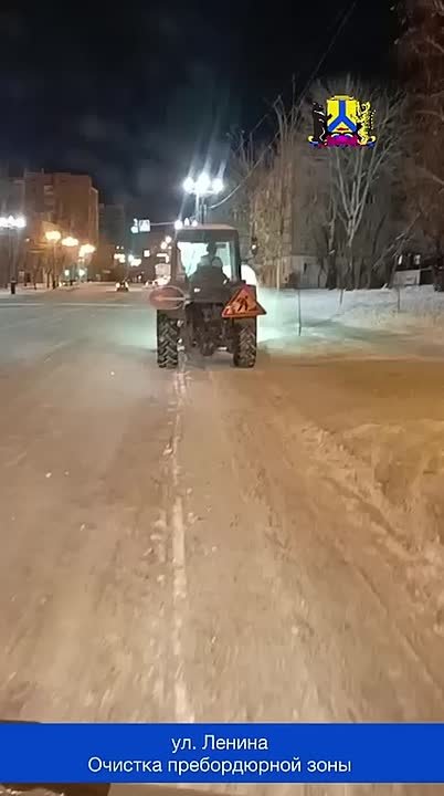 Дорожники продолжают устранять последствия циклона