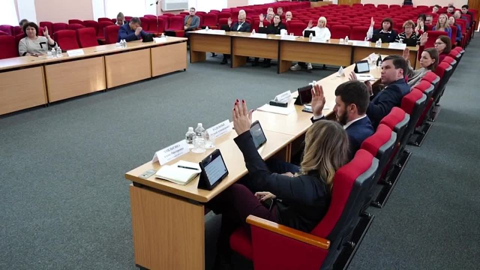 На очередном заседании Хабаровской городской Думы депутаты приняли решение о внесении изменений Правил благоустройства территории городского округа «Город Хабаровск» в части использования средств индивидуальной мобильности...