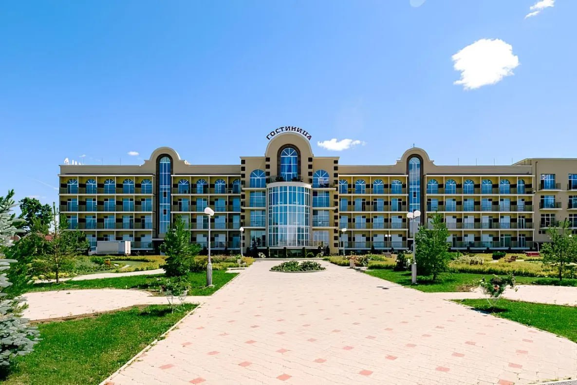 Клиентам хабаровской гостиницы «Ривьера» пообещали вернуть деньги за бронь