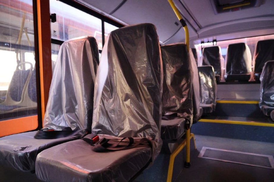 Дмитрий Демешин поручил задействовать простаивающие автобусы Дмитрий Демешин поручил задействовать простаивающие автобусы