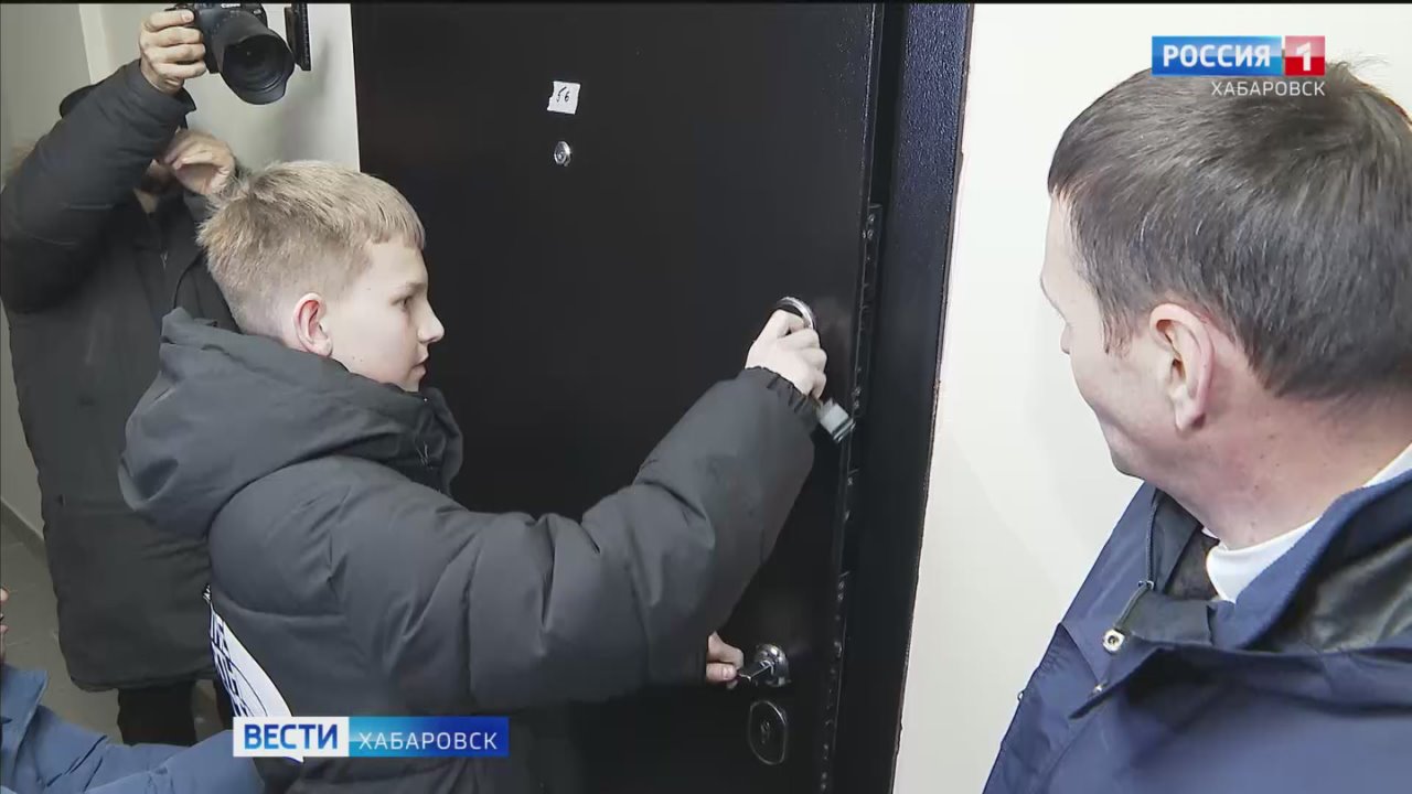 Дмитрий Демешин встретился с жителями бывшего «долгостроя» на Салтыкова-Щедрина