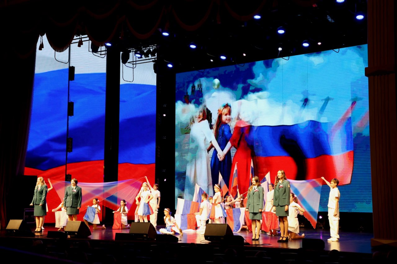 В России отмечают 35-летие со дня образования налоговых органов В России отмечают 35-летие со дня образования налоговых органов