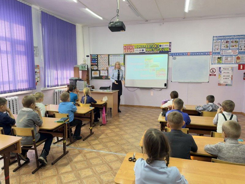 От дошкольников до студентов: Госавтоинспекция проводит профилактические мероприятия в районах