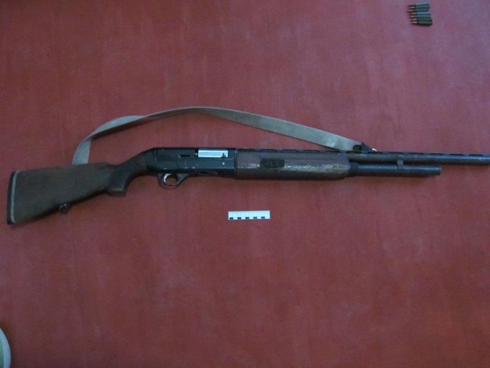 Житель хабаровского села Чумикан ответит в суде за незаконное хранение винтовки, обреза и патронов Житель хабаровского села Чумикан ответит в суде за незаконное хранение винтовки, обреза и патронов