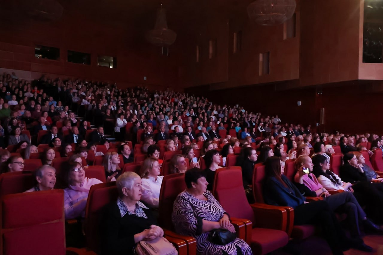 В России отмечают 35-летие со дня образования налоговых органов В России отмечают 35-летие со дня образования налоговых органов