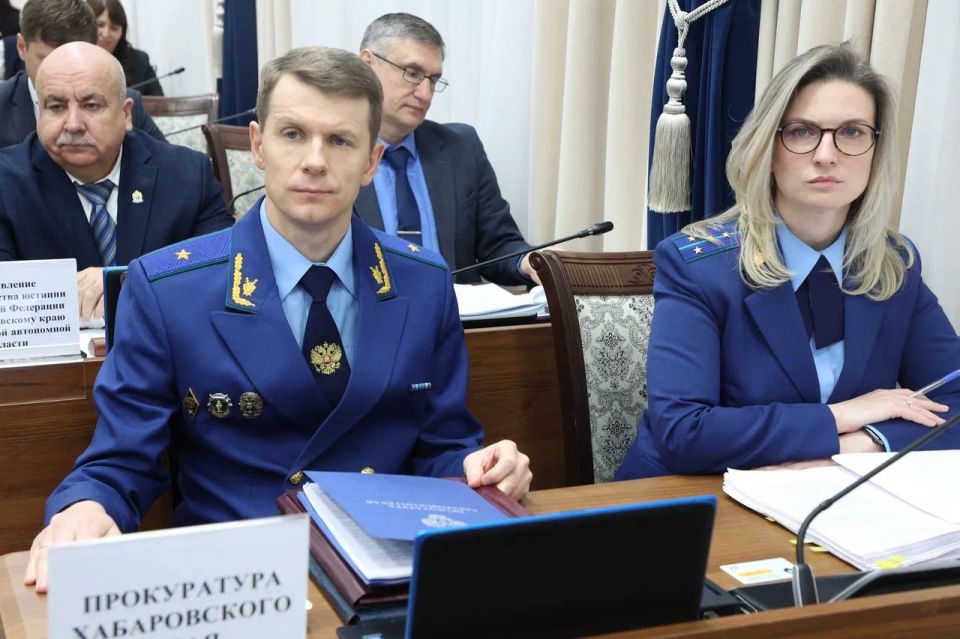 Прокурор Хабаровского края Виталий Степанов принял участие в очередном заседании Законодательной Думы Хабаровского края