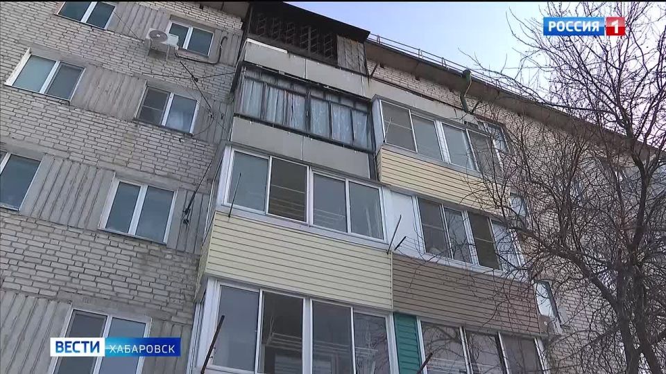 Крупная авария на теплотрассе произошла в Хабаровске в районе улицы Совхозной