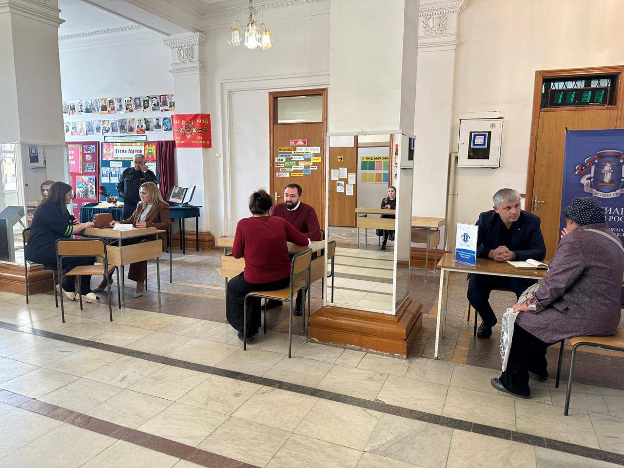 Продолжаем рассказывать о Всероссийском дне правовой помощи детям Продолжаем рассказывать о Всероссийском дне правовой помощи детям