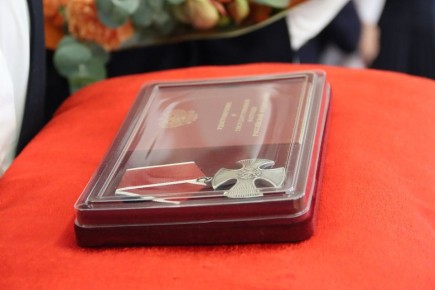 Сергей Кравчук: Вручил Орден Мужества семье погибшего участника СВО Леонида Токмакова