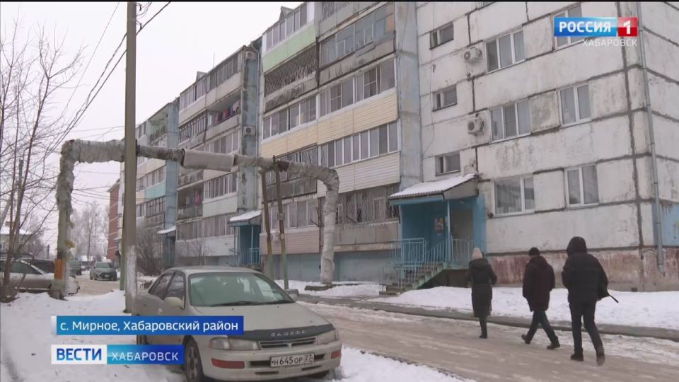 Сотрудники прокуратуры и Госконтроля посетили жителей села Мирное, которые жалуются на холод в домах