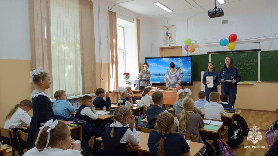 Хабаровчанка вошла в тройку лучших в стране сотрудников надзорной деятельности и профилактической работы МЧС России