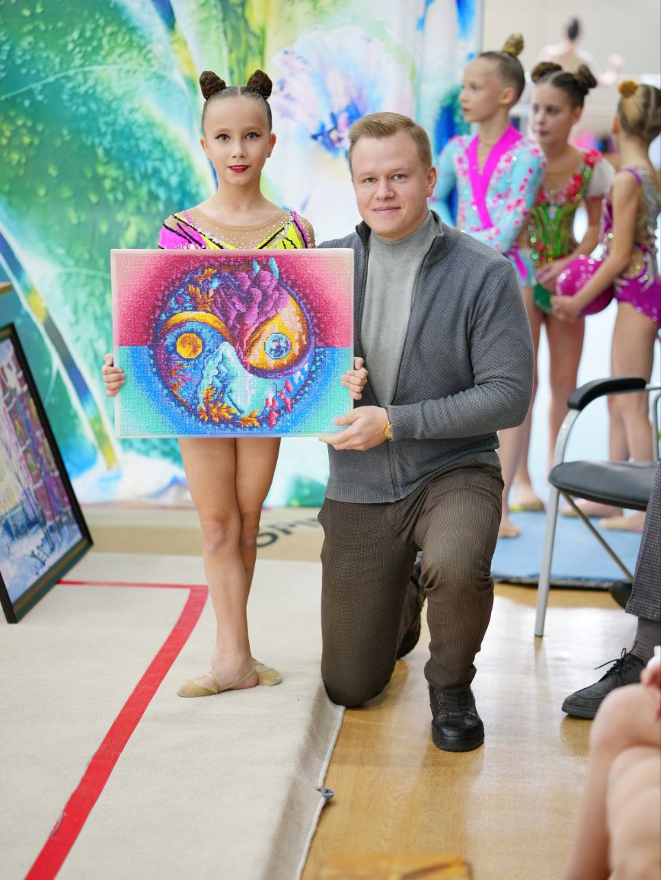 Спортивная школа «Олимпия» провела благотворительный концерт-аукцион «СВОих не бросаем» Спортивная школа «Олимпия» провела благотворительный концерт-аукцион «СВОих не бросаем»