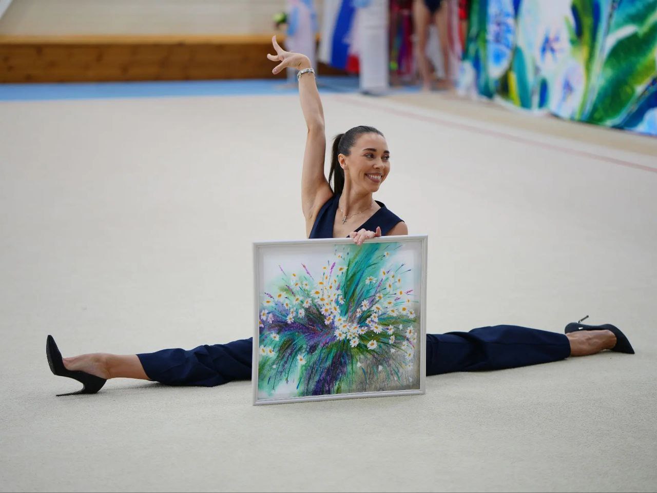 Спортивная школа «Олимпия» провела благотворительный концерт-аукцион «СВОих не бросаем» Спортивная школа «Олимпия» провела благотворительный концерт-аукцион «СВОих не бросаем»