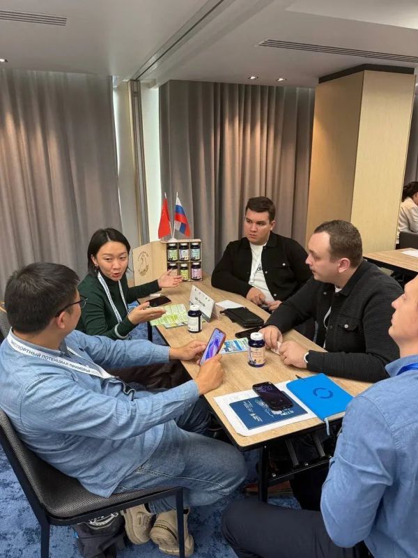 Делегация Хабаровского края работает на Дальневосточном международном экспортном форуме во Владивостоке