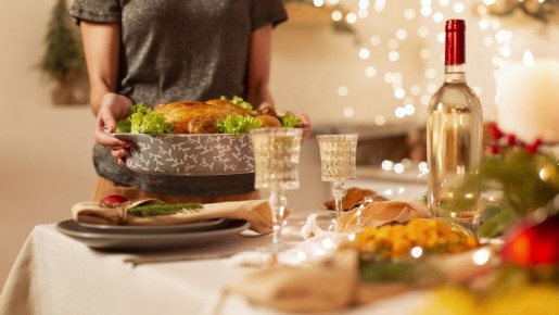 Эти продукты к новогоднему столу стоит закупить уже в ноябре: без очередей и заоблачных цен