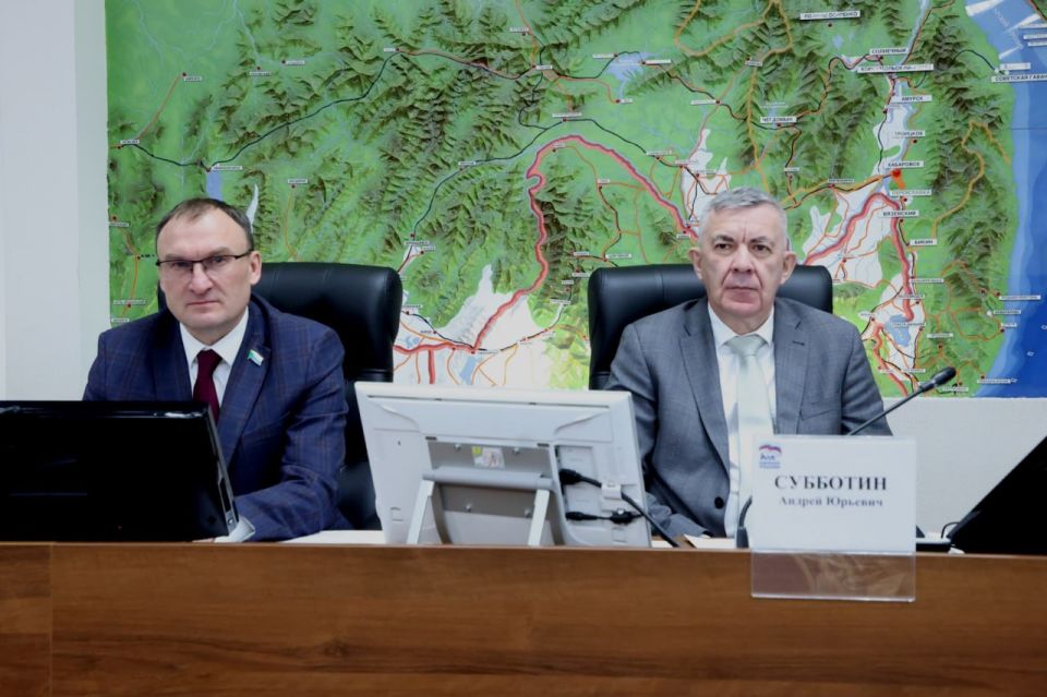 Депутаты поддерживают детей-сирот