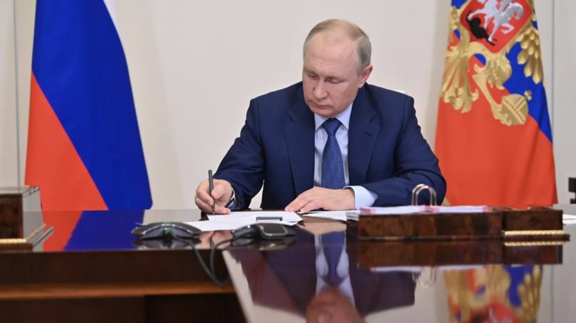 Путин ужесточает наказание за привлечение детей к террористической деятельности