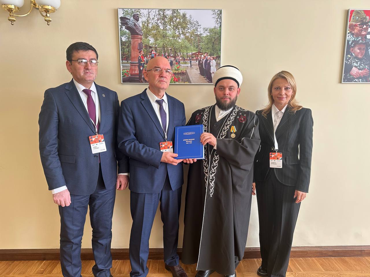 Заместитель руководителя Казначейства России Александр Михайлик в ходе рабочего визита в г. Хабаровск принял участие в Гражданском форуме Хабаровского края «Главное – люди» Заместитель руководителя Казначейства России Александр Михайлик в ходе рабочего визита в г. Хабаровск принял участие в Гражданском форуме Хабаровского края «Главное – люди»