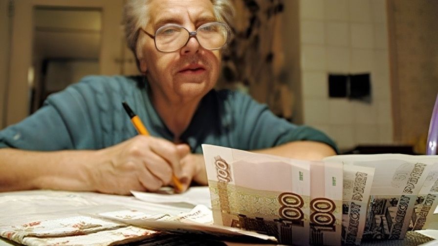 Как россиянам достичь пенсии в 100 тысяч рублей: советы экспертов