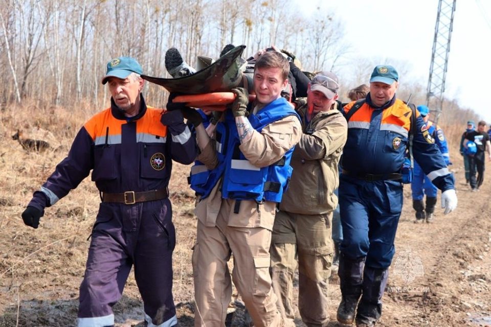 Поздравляем волонтеров с праздником!