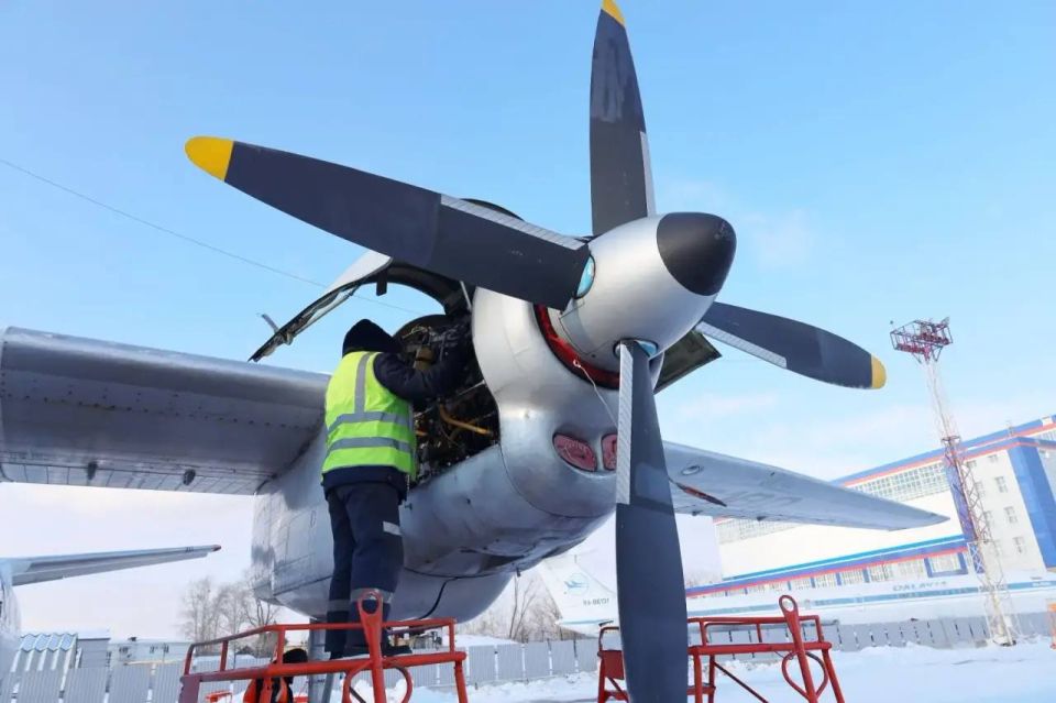 Новый Ан-26-100 пополнил авиапарк «Хабаровских авиалиний»