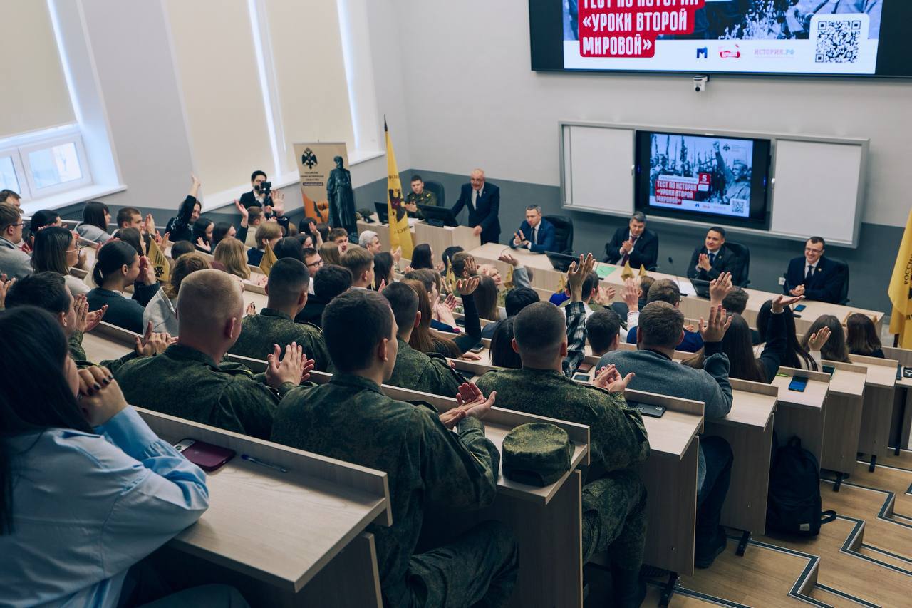 В Хабаровском крае прошла акция «Тест по истории Второй мировой войны» В Хабаровском крае прошла акция «Тест по истории Второй мировой войны»
