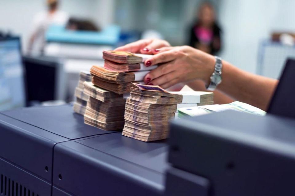 Защита ваших сбережений: как программы долгосрочных накоплений защищают от долговых взысканий