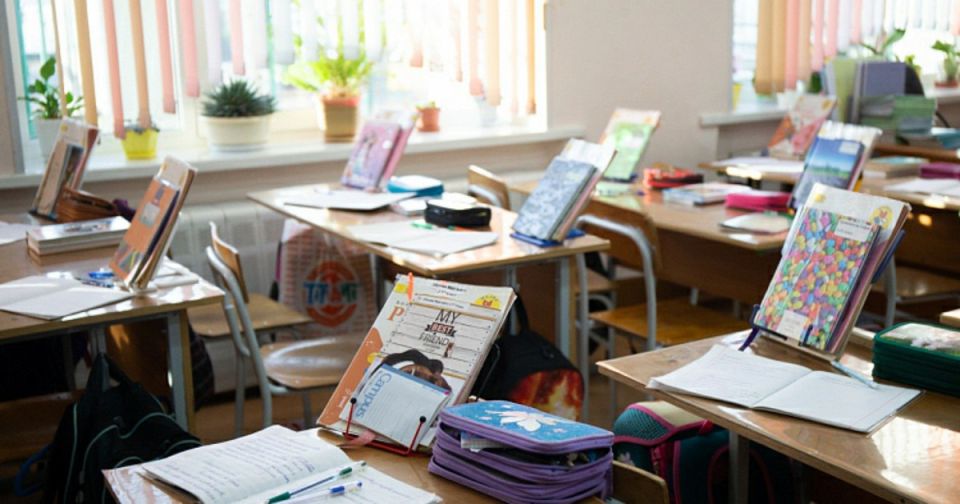 Оклады педагогов в Хабаровском крае проиндексируют на 25%