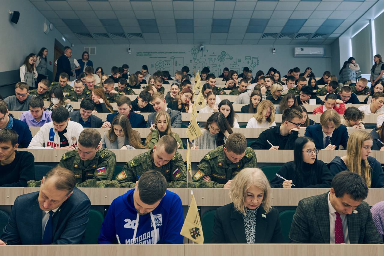 В Хабаровском крае прошла акция «Тест по истории Второй мировой войны» В Хабаровском крае прошла акция «Тест по истории Второй мировой войны»