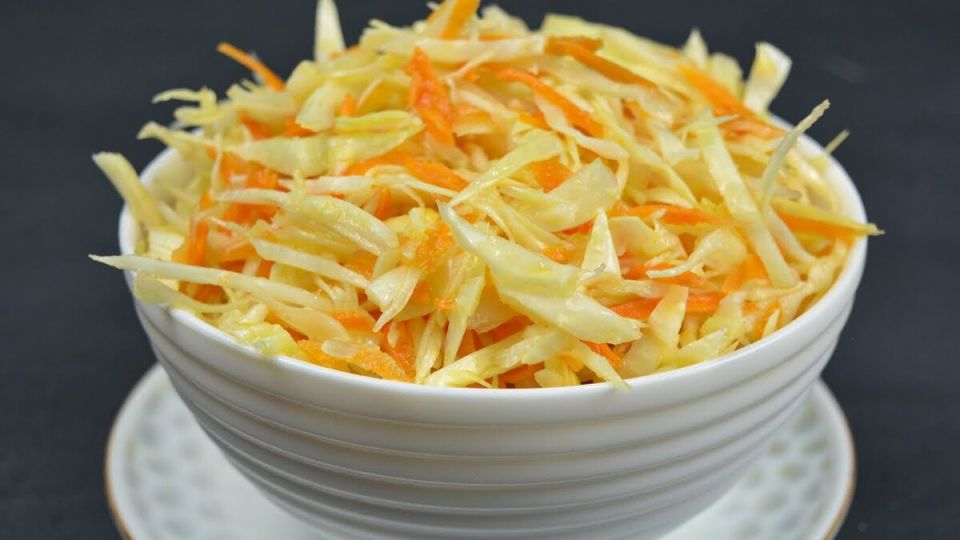 Капустный салат как в СССР: вкус и польза на каждый день