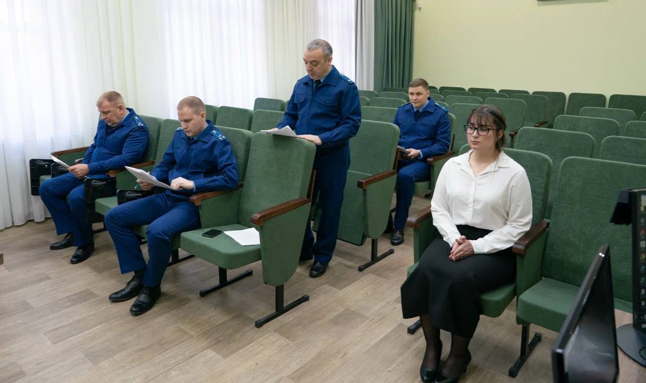 В прокуратуре Хабаровского края состоялось очередное заседание аттестационной комиссии В прокуратуре Хабаровского края состоялось очередное заседание аттестационной комиссии