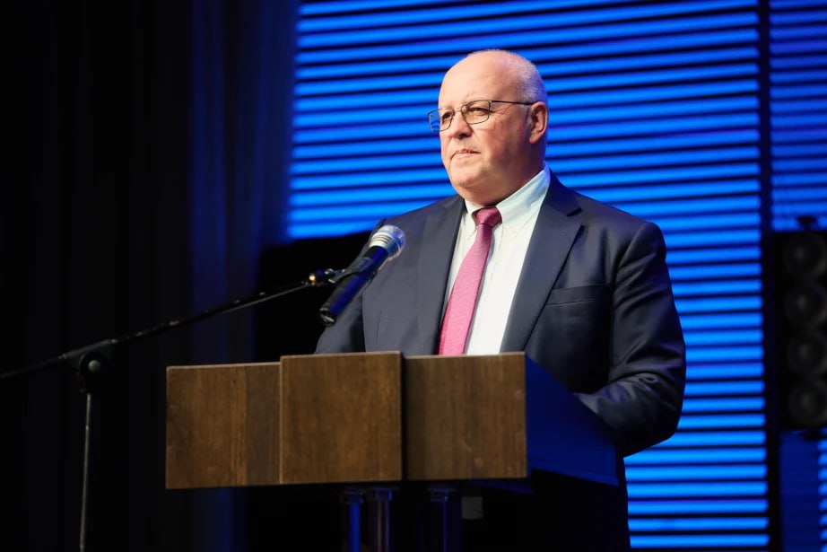 Сотрудники поликлиники Железнодорожного района удостоены краевых наград Сотрудники поликлиники Железнодорожного района удостоены краевых наград