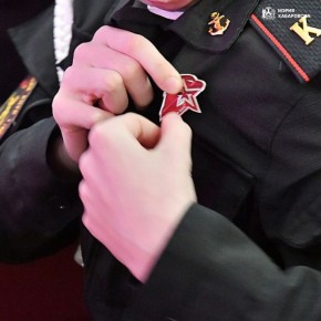 В Хабаровске прошла церемония посвящения 120 ребят в ряды «Юнармии»