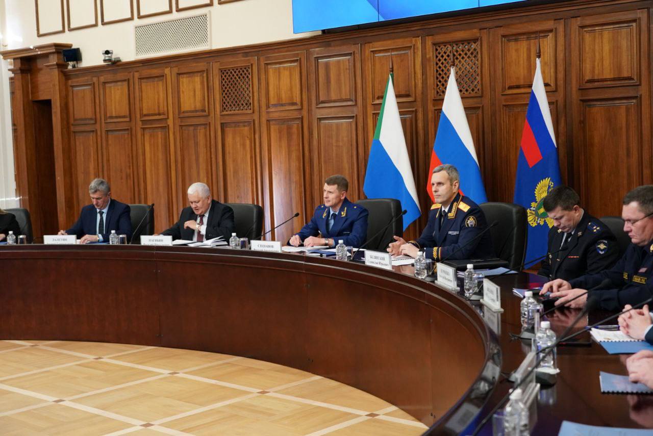 В краевом центре начал работу Десятый открытый форум прокуратуры Хабаровского края В краевом центре начал работу Десятый открытый форум прокуратуры Хабаровского края