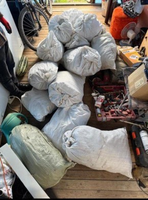 В городе Юности вынесен приговор женщине, у которой полицейские изъяли 13 мешков марихуаны общим весом более 25 килограммов