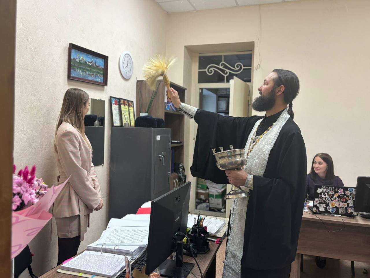 В Хабаровской транспортной полиции прошла лекция об основах православия В Хабаровской транспортной полиции прошла лекция об основах православия