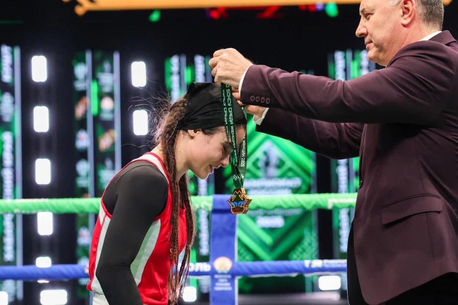 Спортсменка Хабаровского края Рукет Куштова впервые выиграла чемпионат России по боксу Спортсменка Хабаровского края Рукет Куштова впервые выиграла чемпионат России по боксу